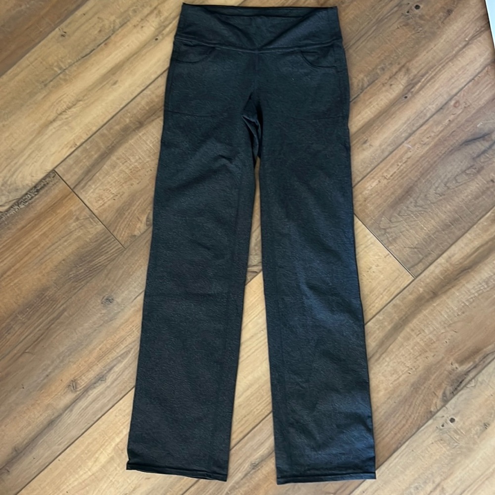 ATHLETA wide leg leggings. VGUC